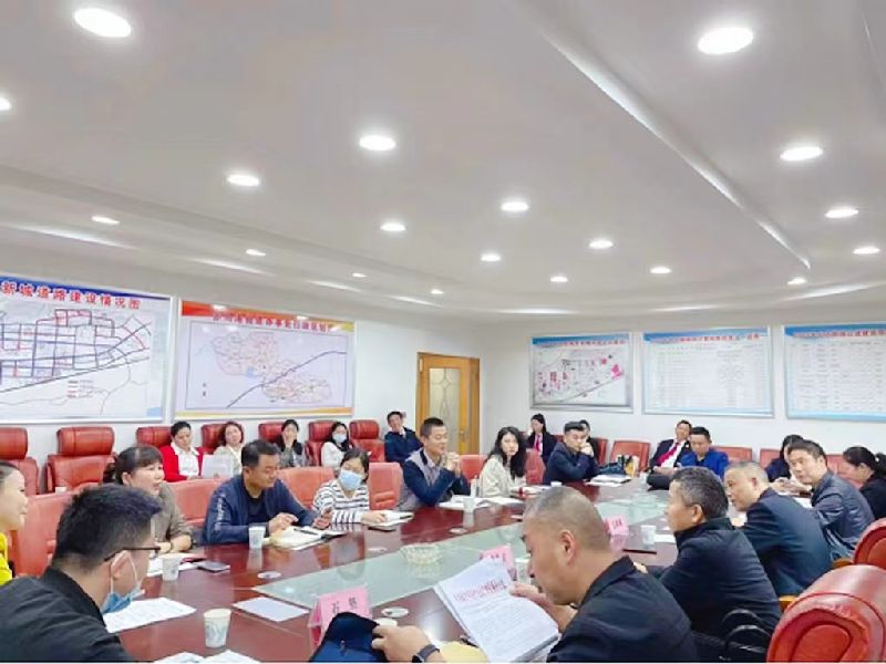 赤马港两代表一委员座谈.jpg